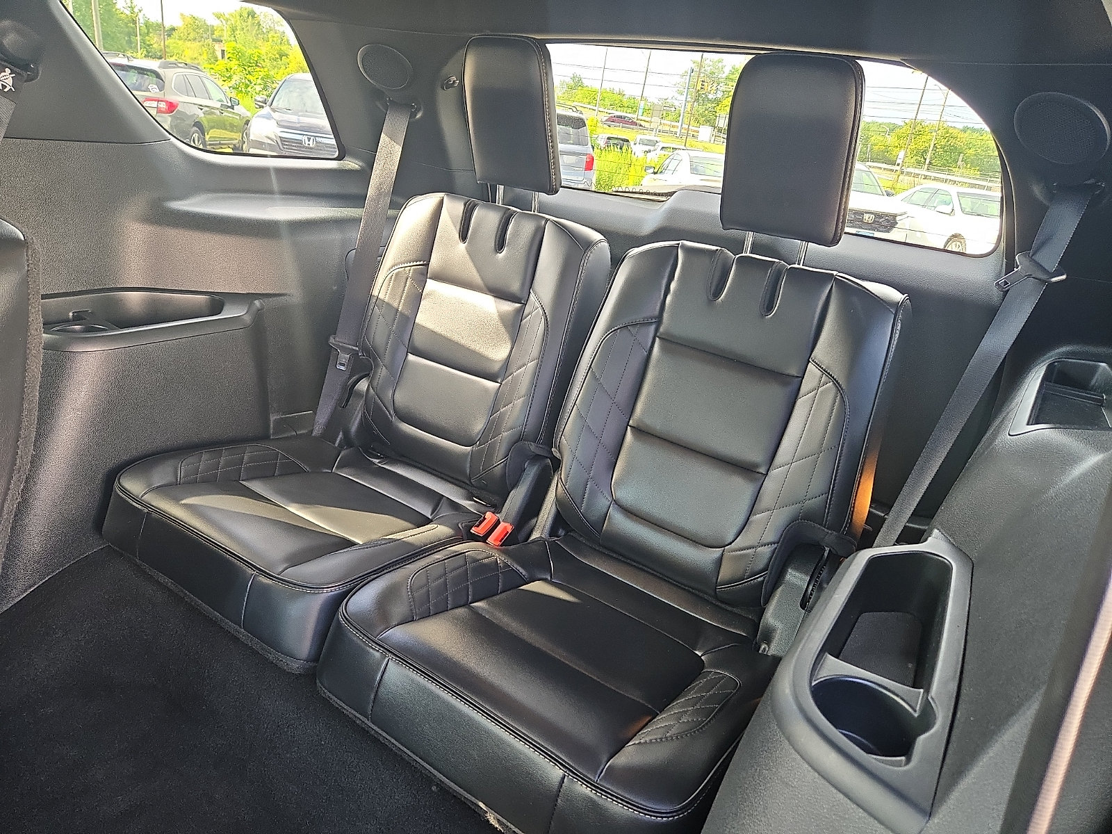 Used 2019 Ford Explorer Platinum AWD/4WD image 11
