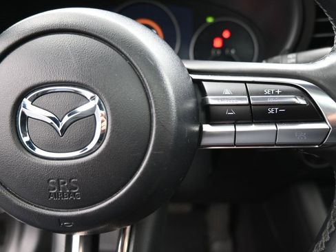 Used 2021 MAZDA MAZDA3 s image 10