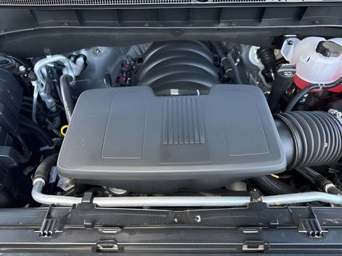 Used 2026 Chevrolet Tahoe Premier AWD/4WD image 34