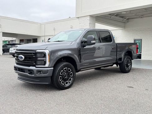 New 2026 Ford F350 Platinum w/ FX4 Off-Road Package image 16