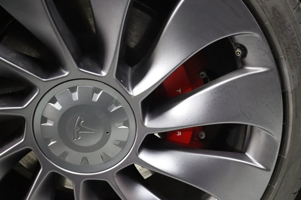 Used 2023 Tesla Model Y Performance AWD/4WD image 7