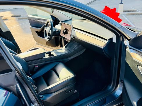 Used 2023 Tesla Model Y Performance AWD/4WD image 12