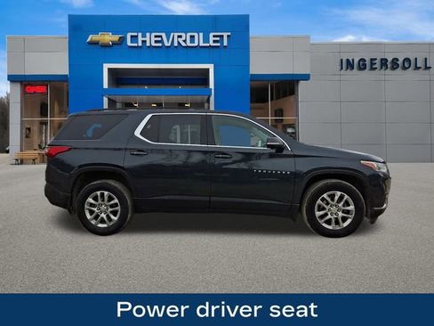 Used 2021 Chevrolet Traverse LT image 10