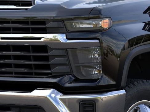 New 2026 Chevrolet Silverado 3500 LT image 10