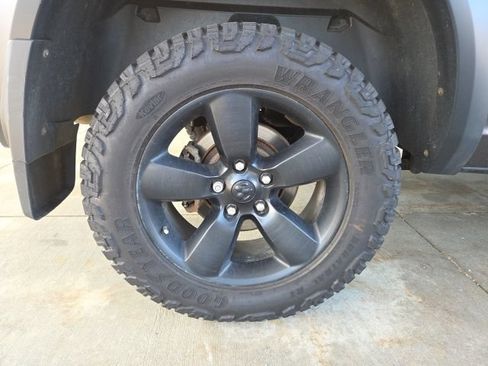 Used 2020 RAM 1500 Warlock AWD/4WD image 75