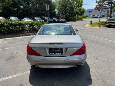 Used 2006 Mercedes-Benz SL 500 image 4