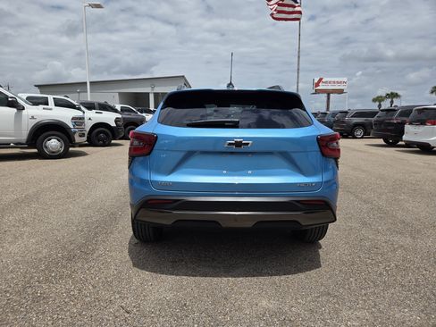 Used 2025 Chevrolet Trax ACTIV w/ Driver Confidence Package FWD image 6