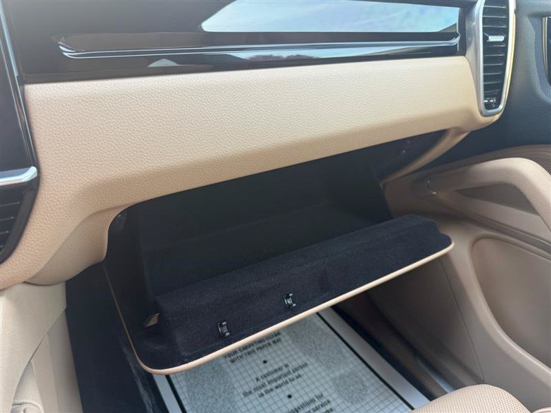Used 2019 Porsche Cayenne AWD/4WD image 31