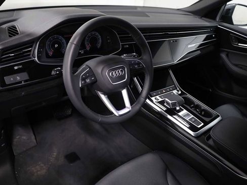 Used 2025 Audi Q8 Premium Plus w/ Premium Plus Package image 4