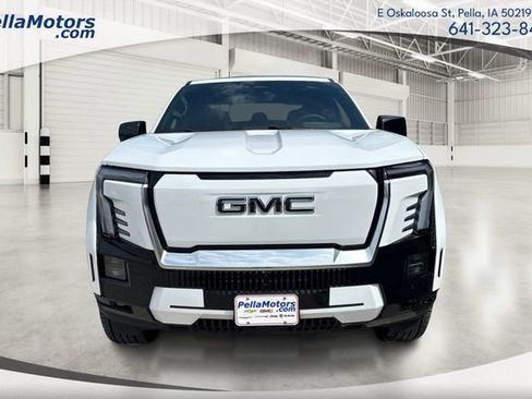 New 2025 GMC Sierra EV Denali image 7