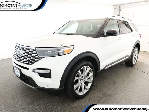 Used 2022 Ford Explorer Platinum w/ Equipment Group 601A image 1