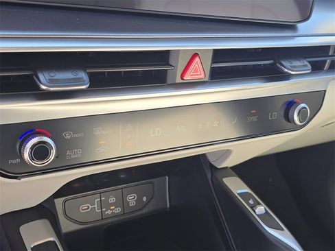 New 2026 Kia Sorento S image 26