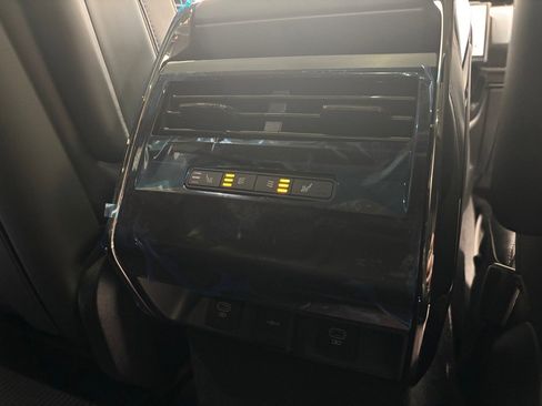 New 2025 Land Rover Range Rover Sport Dynamic SE image 37