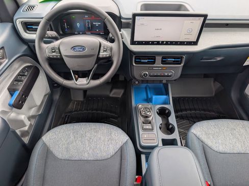 New 2026 Ford Maverick XLT w/ XLT Luxury Package FWD image 6