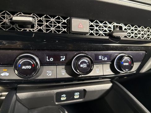 Used 2023 Honda Accord Sport image 25