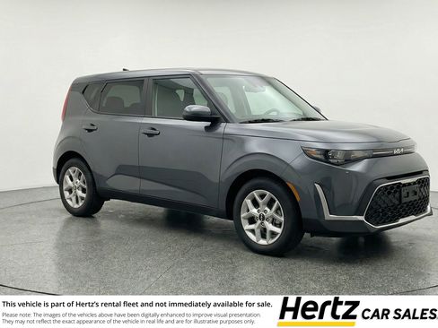 Used 2025 Kia Soul LX w/ LX Technology Package image 1