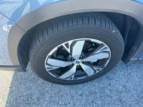 Used 2021 Subaru Forester Touring w/ Popular Package #2 AWD/4WD image 10