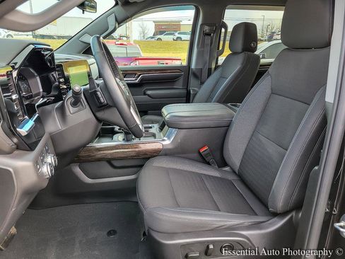 Used 2024 GMC Sierra 1500 Elevation w/ X31 Off-Road Package image 8