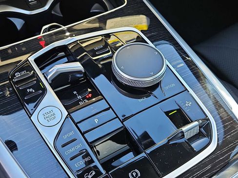 New 2026 BMW X7 xDrive40i w/ M Sport Package image 31