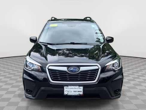 Used 2019 Subaru Forester Premium AWD/4WD image 9