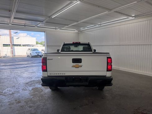 Used 2017 Chevrolet Silverado 1500 W/T RWD image 6