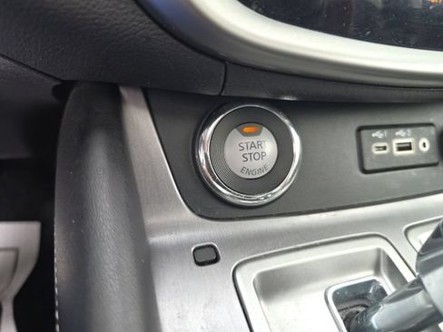 Used 2024 Nissan Murano SL AWD/4WD image 23