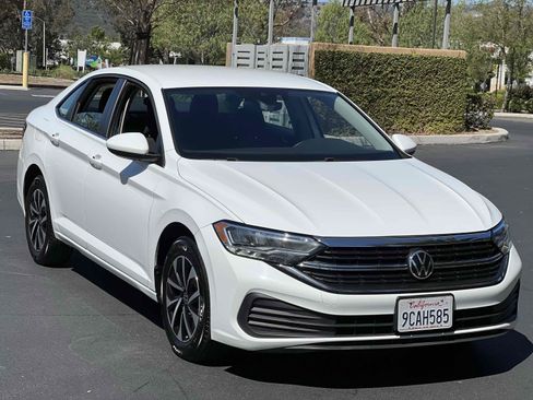Used 2022 Volkswagen Jetta S FWD image 18