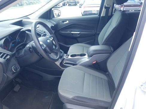 Used 2016 Ford Escape SE FWD image 10