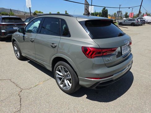 Used 2023 Audi Q3 2.0T Premium w/ Black Optic Sport Package AWD/4WD image 4