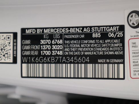 New 2026 Mercedes-Benz S 580e 4MATIC Sedan image 35