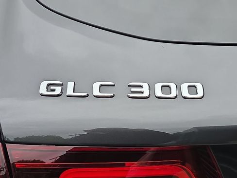 Used 2022 Mercedes-Benz GLC 300 4MATIC image 27