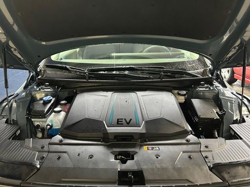 Used 2024 Hyundai Ioniq 5 SEL AWD/4WD image 30