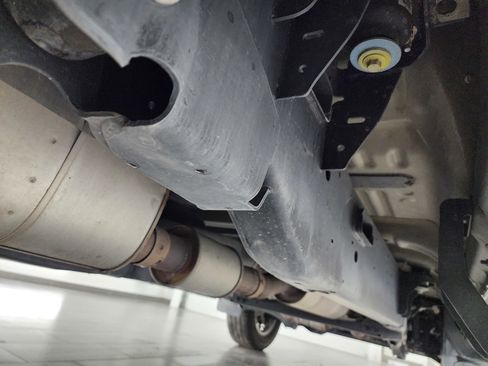 Used 2024 Ford F250 Lariat w/ Chrome Package image 30