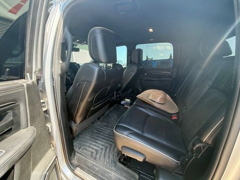 Used 2024 RAM 3500 Limited AWD/4WD image 8