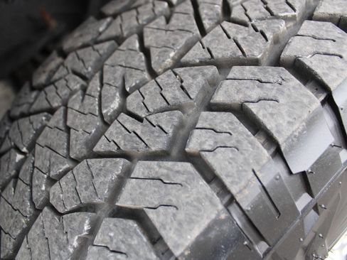 Used 2018 RAM 2500 Tradesman w/ Chrome Appearance Group image 15