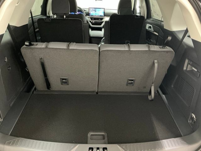 New 2026 Ford Explorer Active AWD/4WD image 17