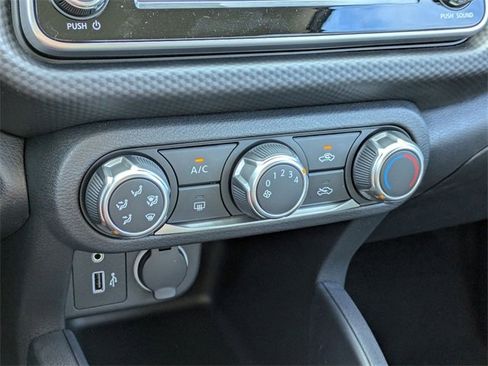 New 2025 Nissan Kicks Play S image 22
