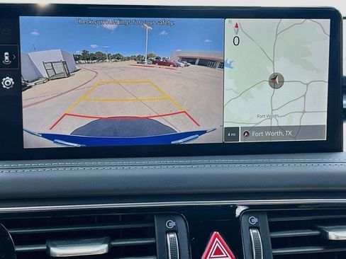 Used 2023 Genesis G70 2.0T RWD image 14