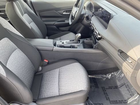 New 2026 Nissan Sentra SV w/ Floor Mat Package FWD image 34