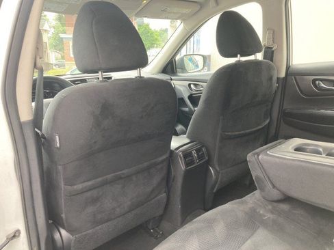 Used 2014 Nissan Rogue S FWD image 14