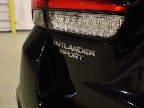 Used 2022 Mitsubishi Outlander Sport LE FWD image 15