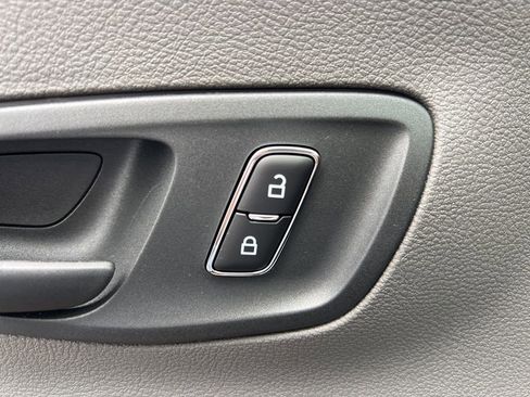 New 2026 Ford Transit 250 148 Medium Roof w/ Load Area Protection Package image 13