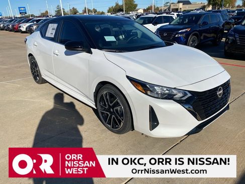 New 2025 Nissan Sentra SR image 7