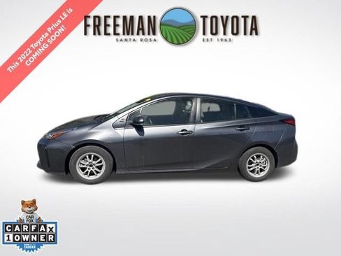 Used 2022 Toyota Prius LE FWD image 1