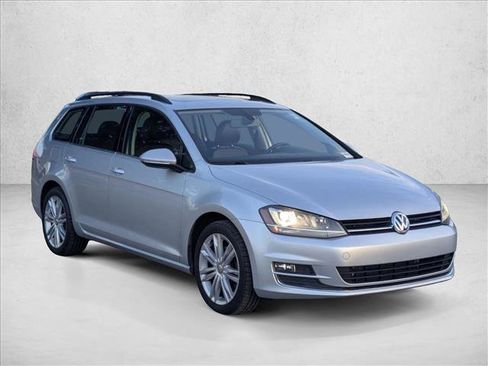 Used 2015 Volkswagen Golf TDI SE w/ Lighting Package FWD image 3