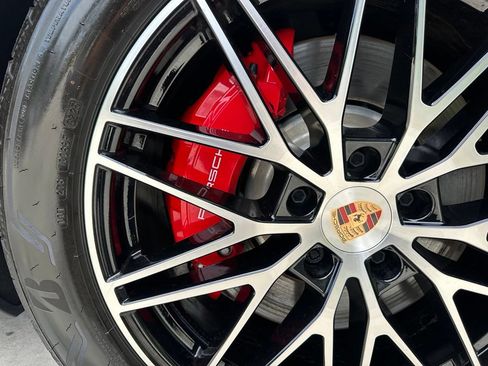 Certified 2026 Porsche Cayenne S AWD/4WD image 16