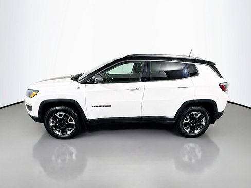 Used 2018 Jeep Compass Trailhawk w/ Cold Weather Group AWD/4WD image 4