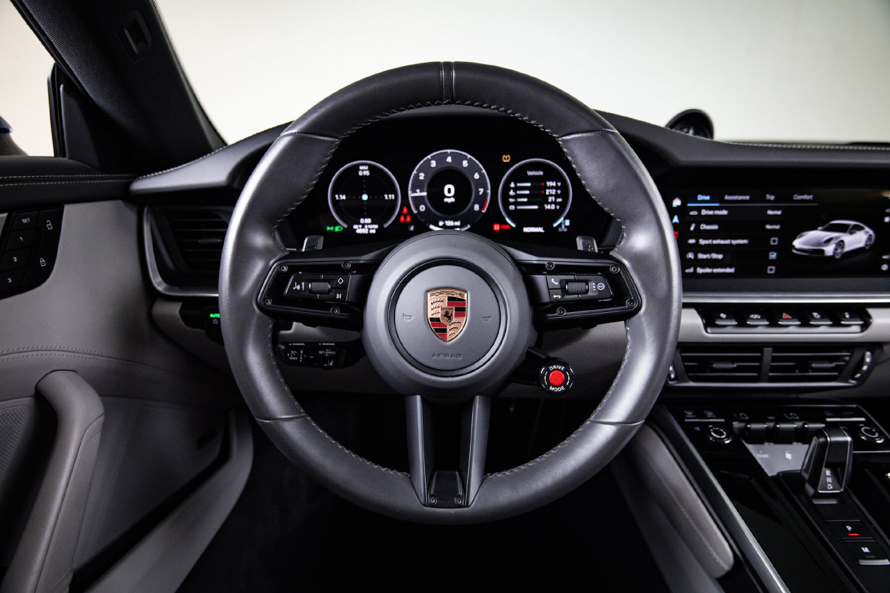 Certified 2025 Porsche 911 Carrera S RWD image 25