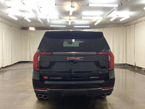 New 2026 GMC Yukon AT4 Ultimate w/ LPO, Illumination Package AWD/4WD image 7