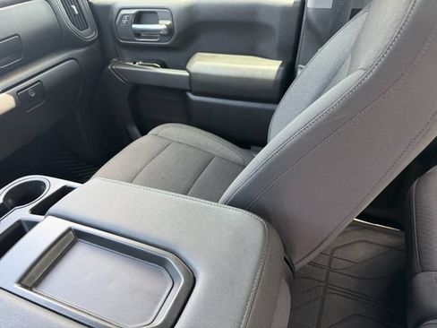 Used 2026 Chevrolet Silverado 2500 Custom w/ Custom Value Package AWD/4WD image 20